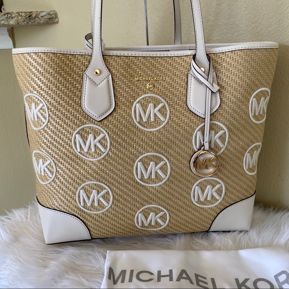 New Michael Kors large Eva logo shoulder tote - Picture 11 of 16